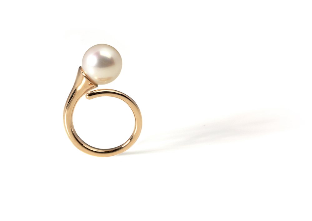 Gouden ring met parel