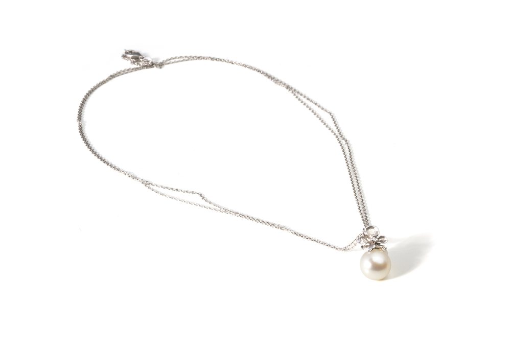 Hanger met zoetwaterparel